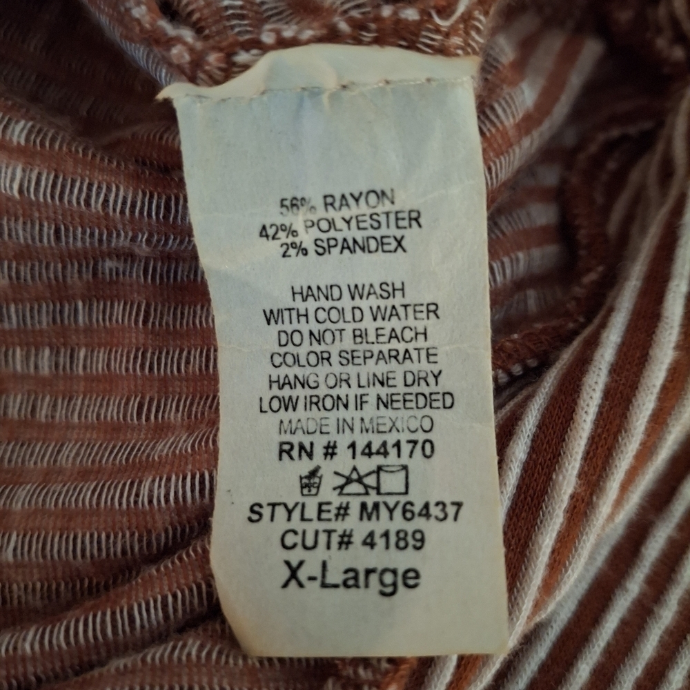 Exclusive One Women's Striped Short Sleeve Top - Picture 6 of 7